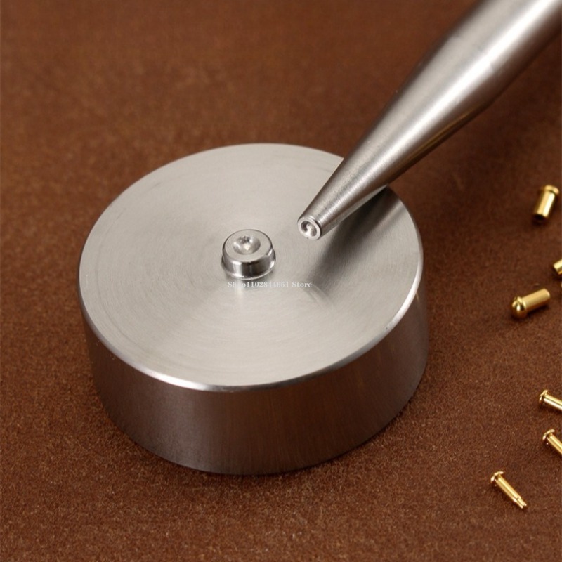 Roestvrijstalen nagelinstallat - Leatherwork Tool Kit recensie en prijs