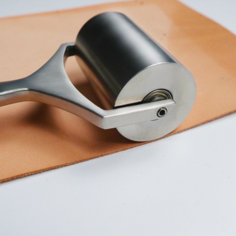 Handbediende lederen kreukelro - Leatherwork Hand Press recensie en prijs